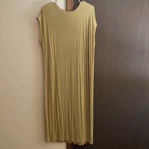 Sleeveless mustard long midi dress